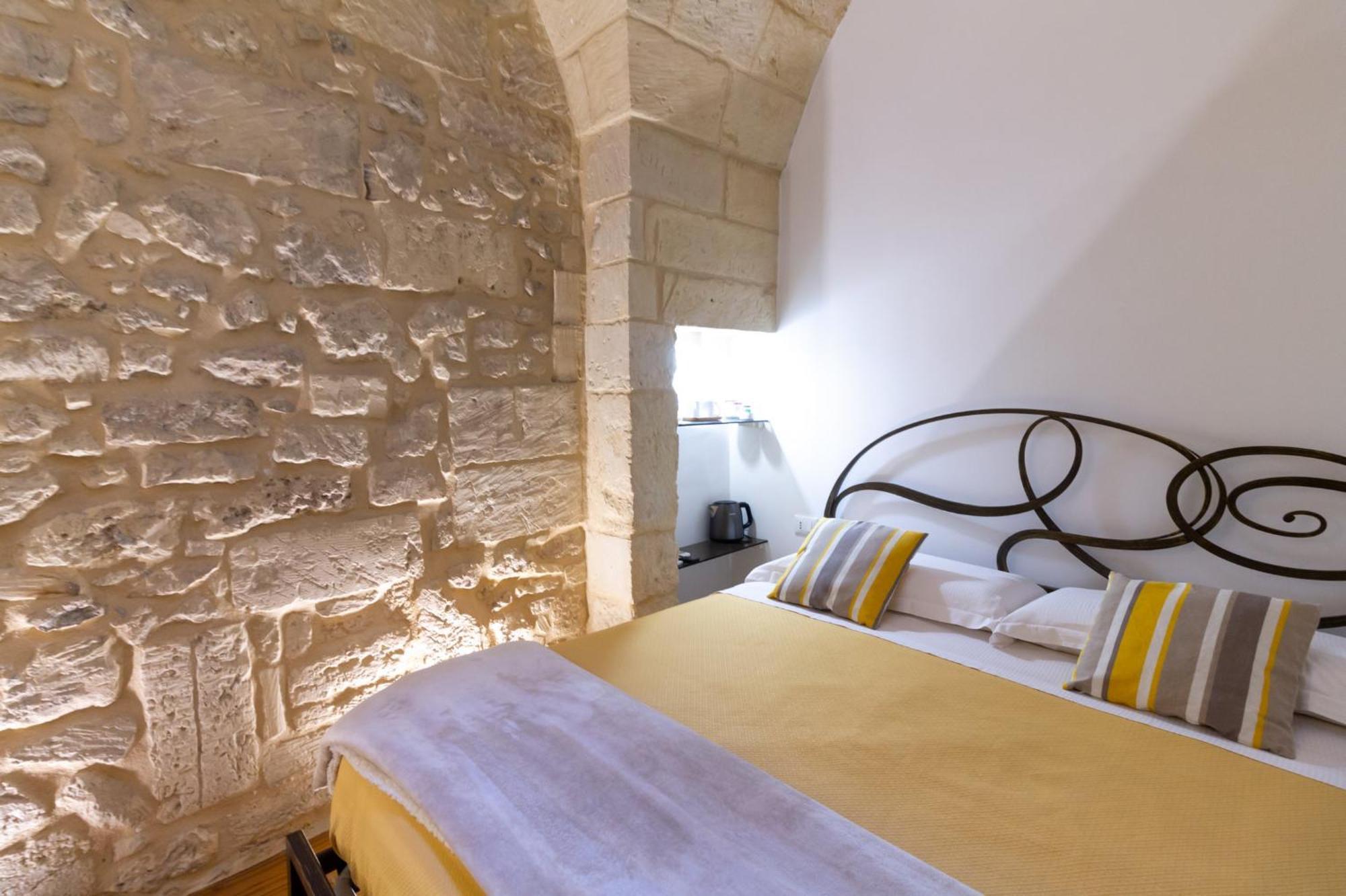 Le Nicchie Luxury Rooms 莱切 客房 照片