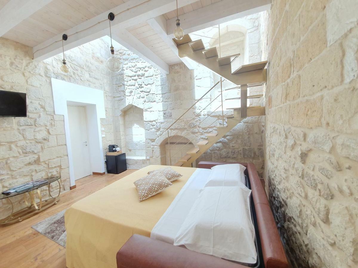 Le Nicchie Luxury Rooms 莱切 外观 照片